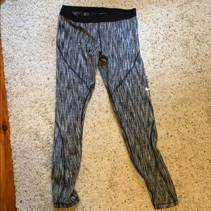 Nike Pro Hyperwarm Leggings.